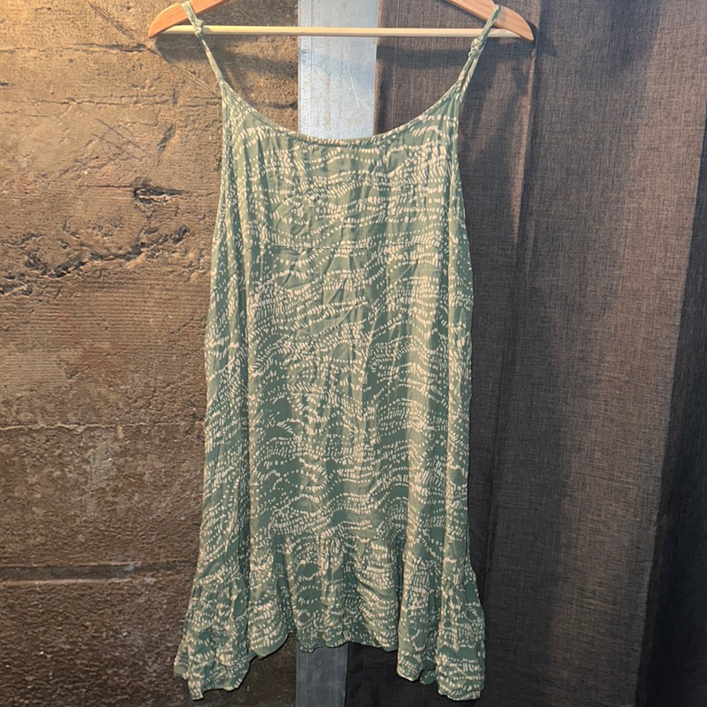 Women’s Urban Outfitters Medium Green & White Spaghetti Strap Dress *Like New*